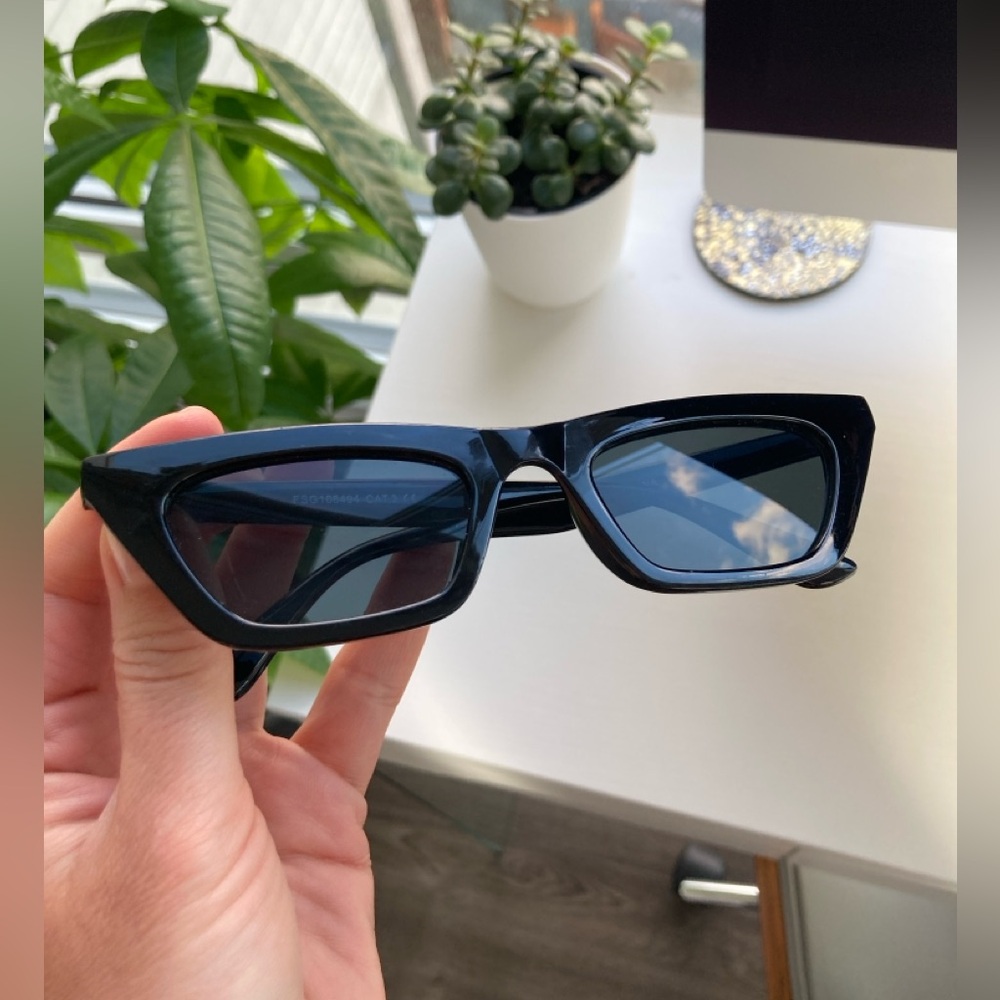 Stylish Black Sunglasses